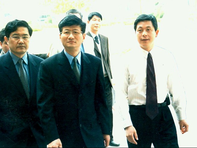 国务委员、公安部部长，原江西省委书记孟建柱与集团董事长胡乐平